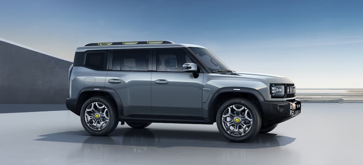 Silver Jetour T2 i-DM