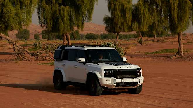 Jetour T2 i-DM 4x4 hybrid SUV on the road, reflecting a modern, eco-friendly lifestyle with comfort, intelligence, and advanc