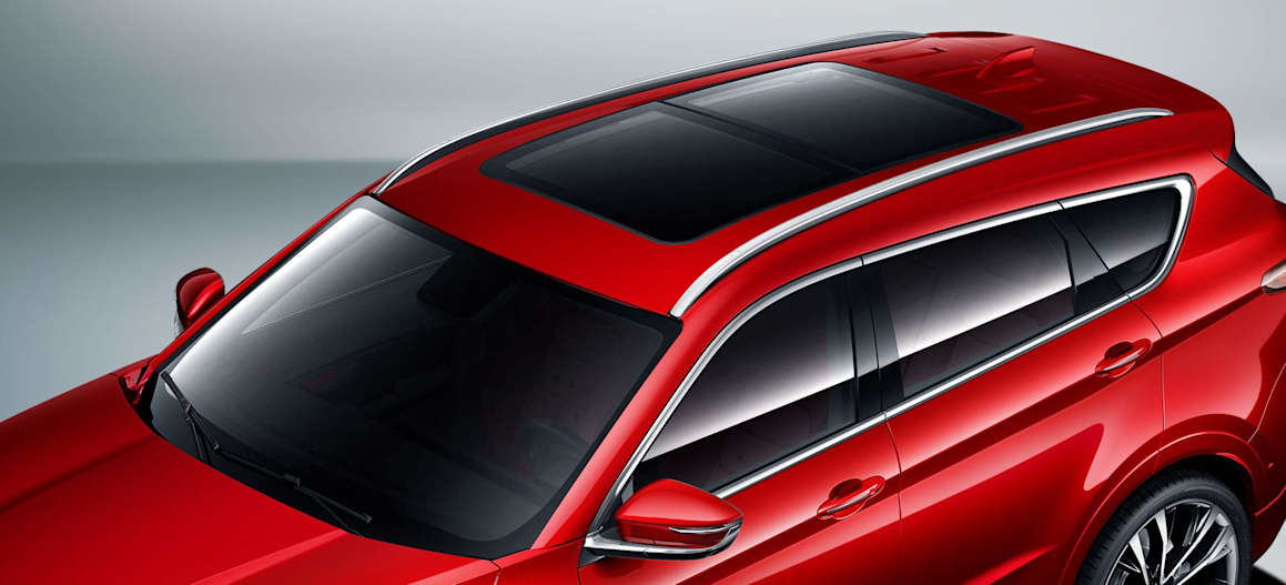 Exterior-Jetour X70 Plus Panoramic Sunroof 